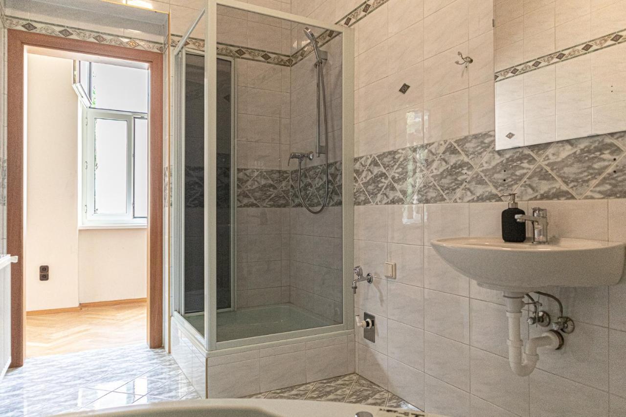 Appartement Brilliant 2Br Apt. Near Akh-Hospital à Vienne Extérieur photo